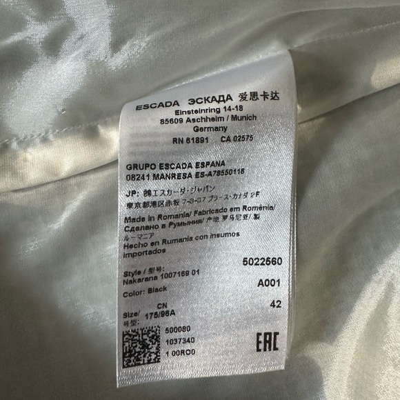 Escada Nakarana Black and White Peplum Sleeveless Top - Size 42 - EUC - Picture 4 of 7